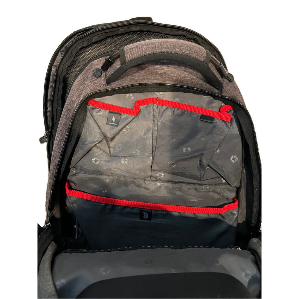 Swiss Gear 3760 Laptop Backpack Gray Black Red 28L - Picture 4 of 5